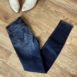 Bebe dark wash amazing fit skinny jean stretch denim jeggings